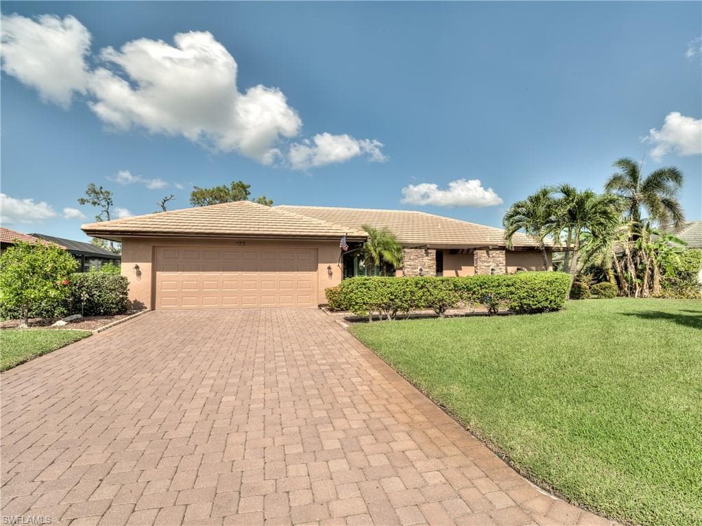 172 Palmetto Dunes CIR NAPLES, FL 34113