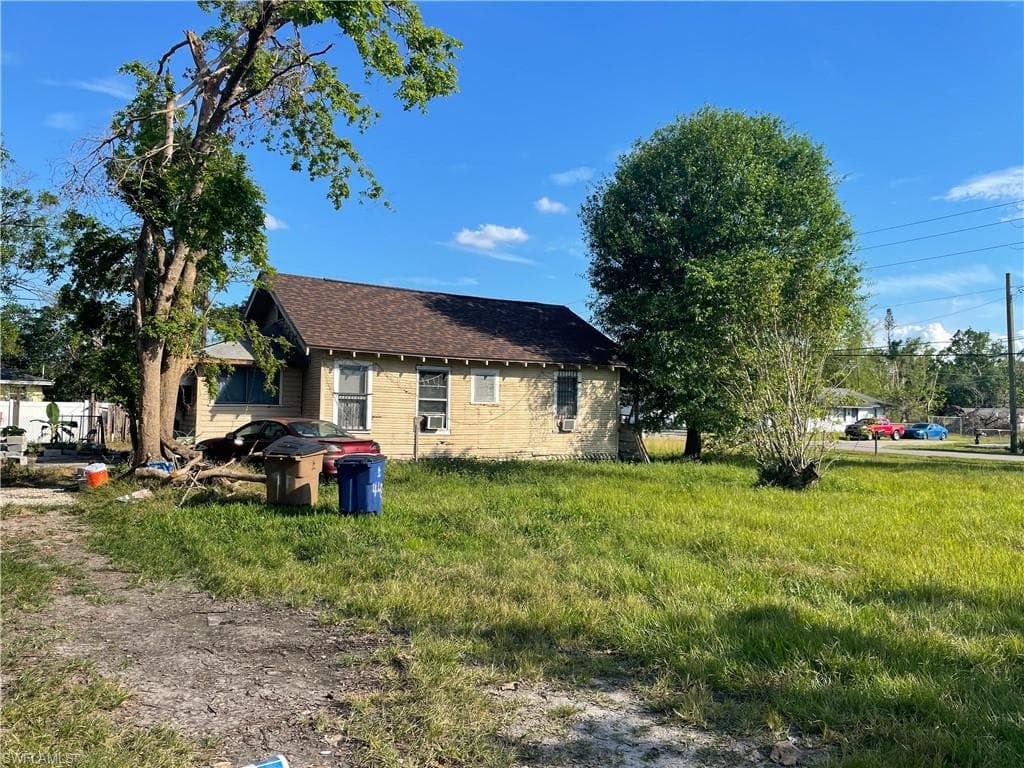 4435 Glenwood AVE FORT MYERS, FL 33905