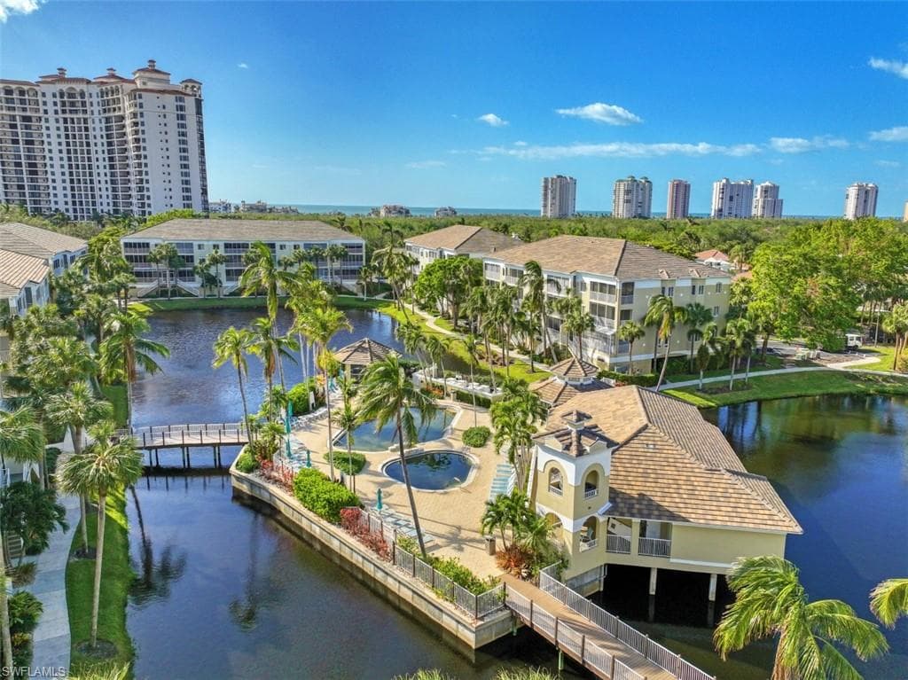 7718 Pebble Creek CIR 203 NAPLES, FL 34108