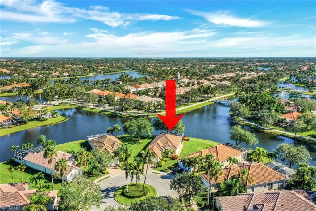 5500 Freeport LN NAPLES, FL 34119