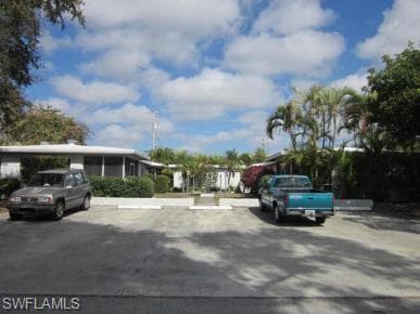 719 SE 46th LN 5 CAPE CORAL, FL 33904
