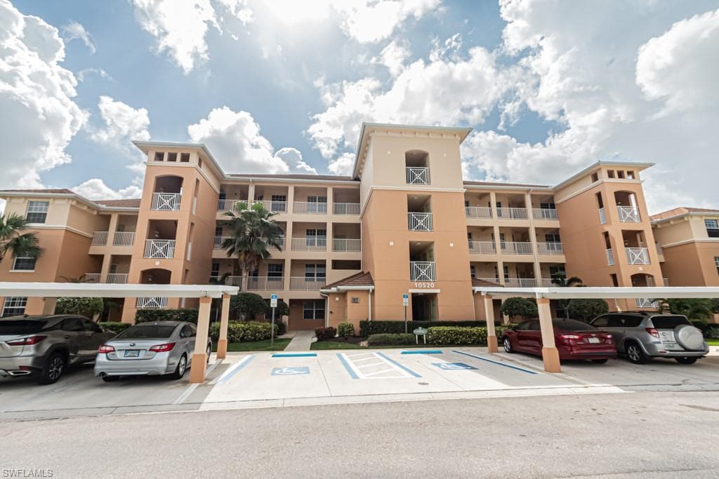 10520 Amiata WAY 205 FORT MYERS, FL 33913