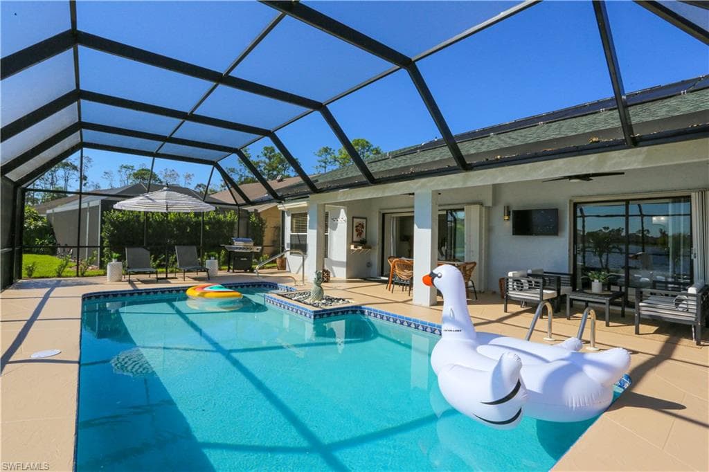 1394 Monarch CIR NAPLES, FL 34116