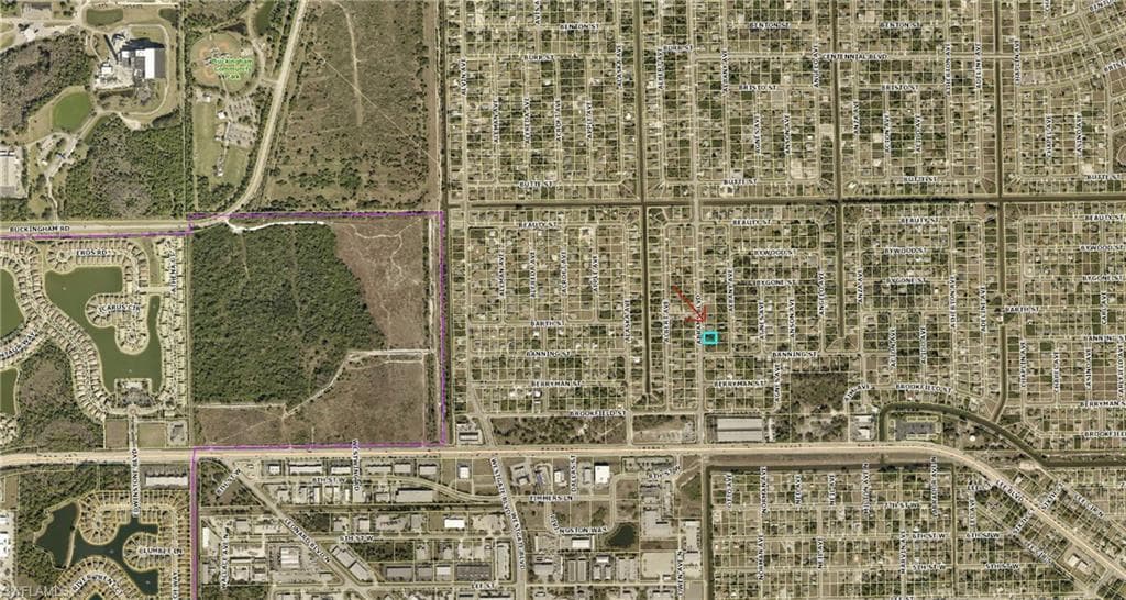824 Abrams BLVD LEHIGH ACRES, FL 33971
