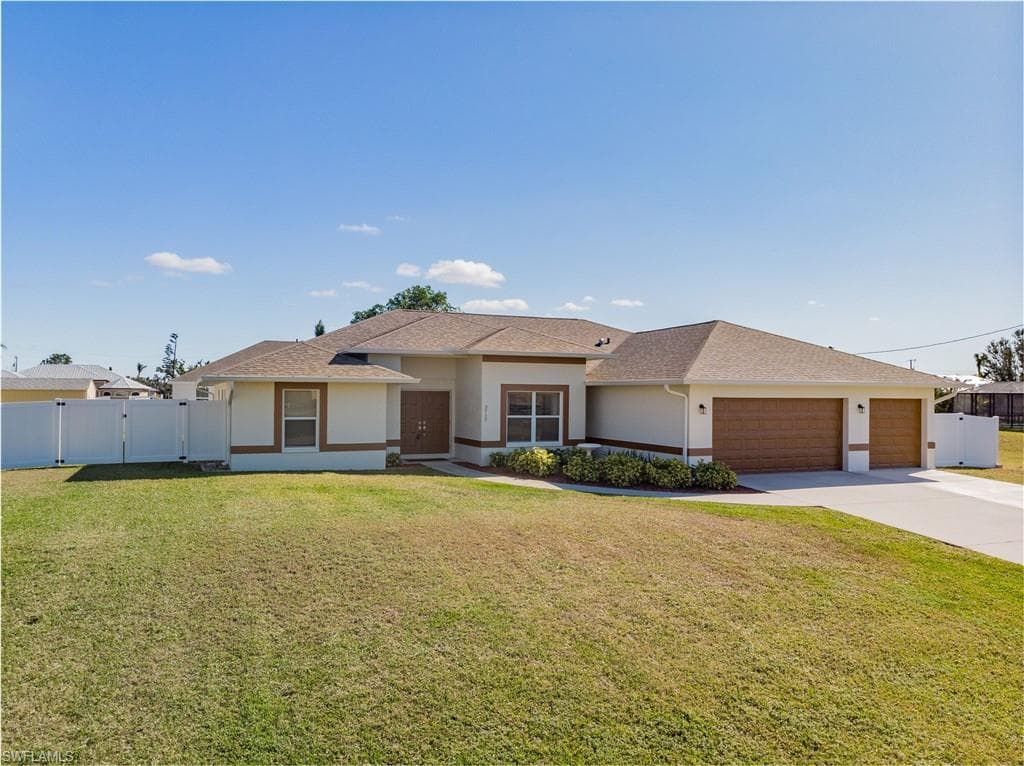 3717 SW 14th PL CAPE CORAL, FL 33914