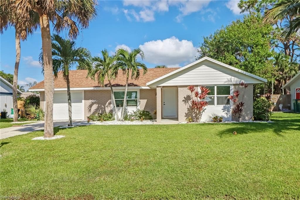 4091 Mohawk PL NAPLES, FL 34112