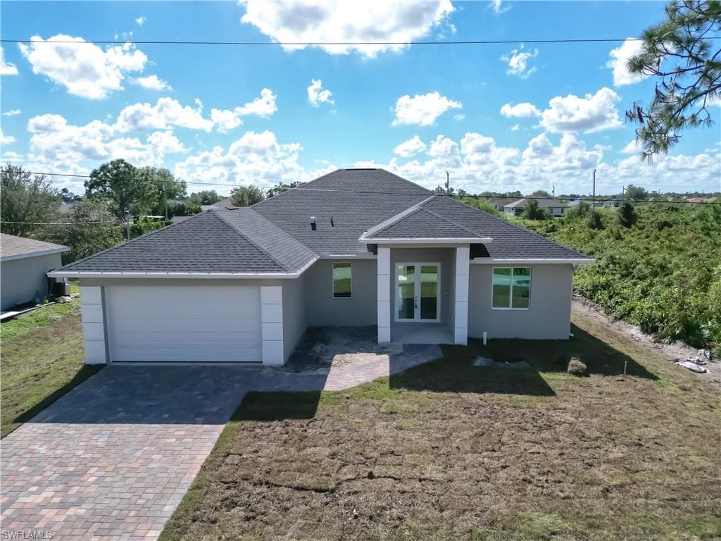 2605 18th ST SW LEHIGH ACRES, FL 33976