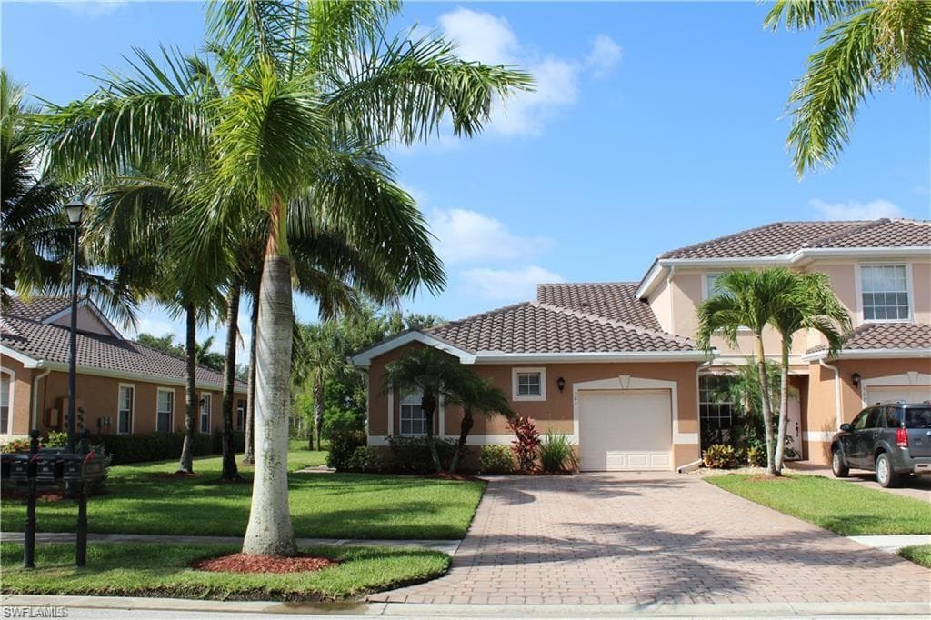 14105 Winchester CT 501 NAPLES, FL 34114