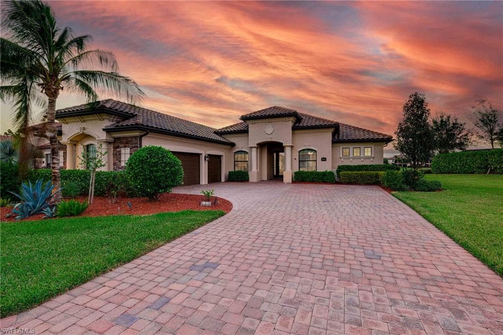 28592 Lisburn CT BONITA SPRINGS, FL 34135