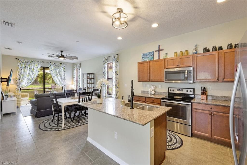 5431 Useppa DR AVE MARIA, FL 34142