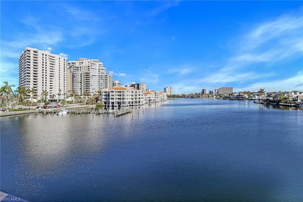 4400 Gulf Shore BLVD N 6-604 NAPLES, FL 34103
