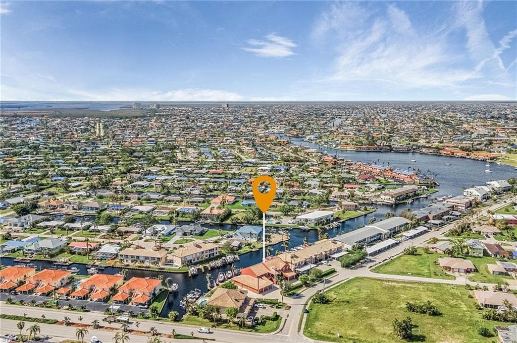 728 Victoria DR 201 CAPE CORAL, FL 33904