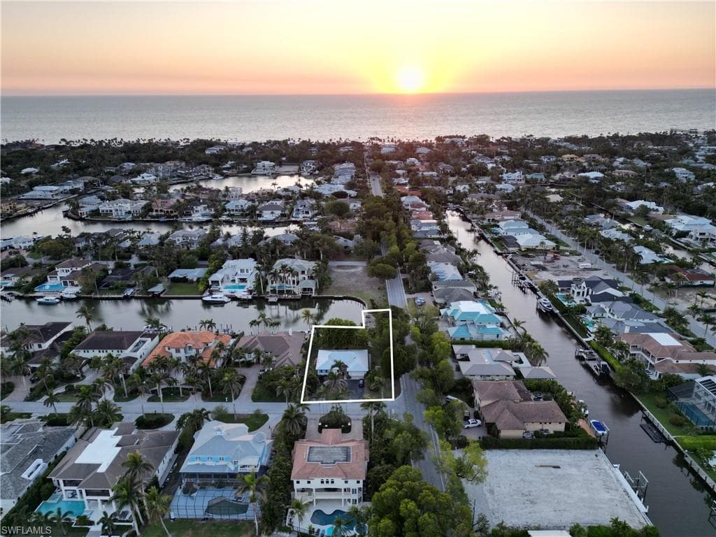 1818 6th ST S NAPLES, FL 34102