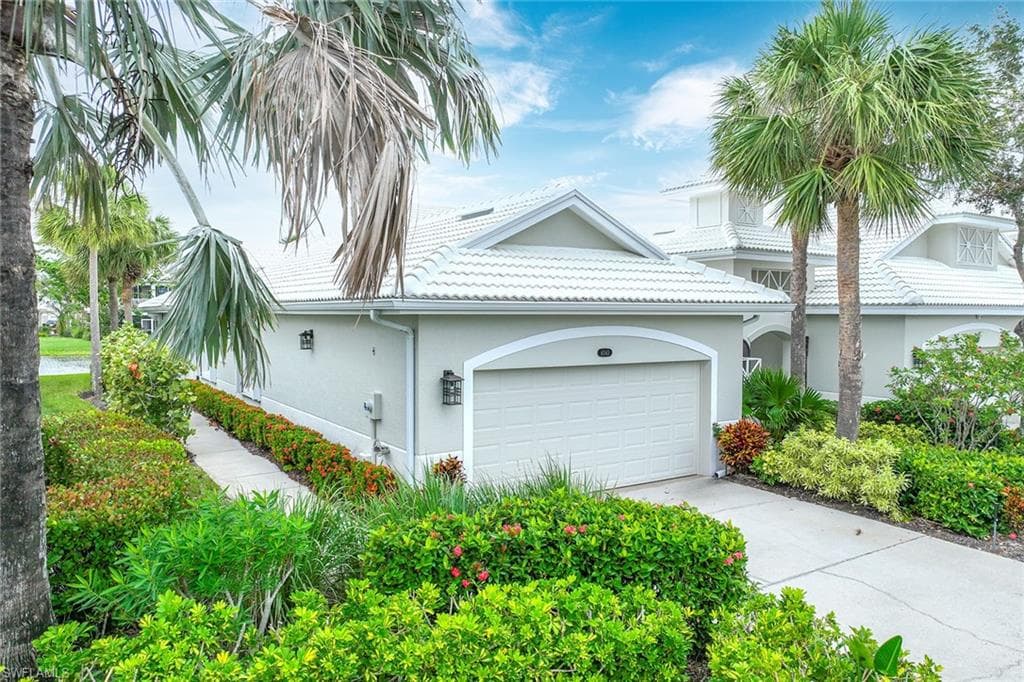 4541 Cardinal Cove LN NAPLES, FL 34114