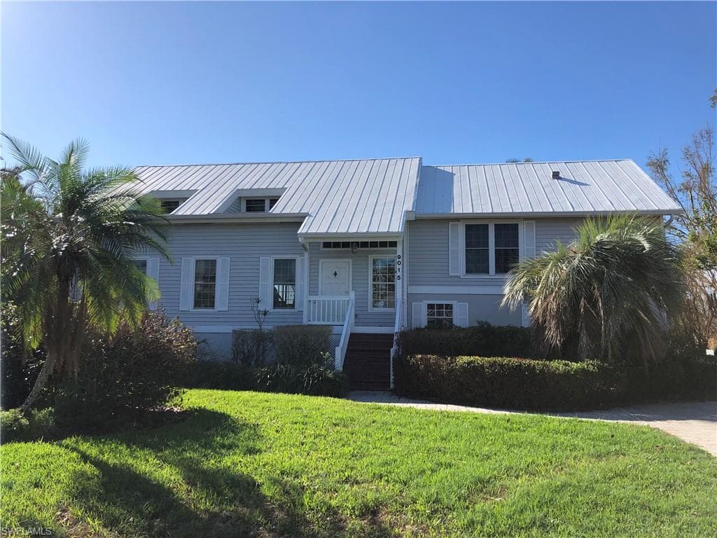 9015 Mockingbird DR SANIBEL, FL 33957