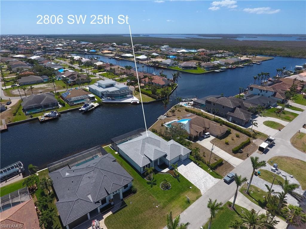 2806 SW 25th ST CAPE CORAL, FL 33914
