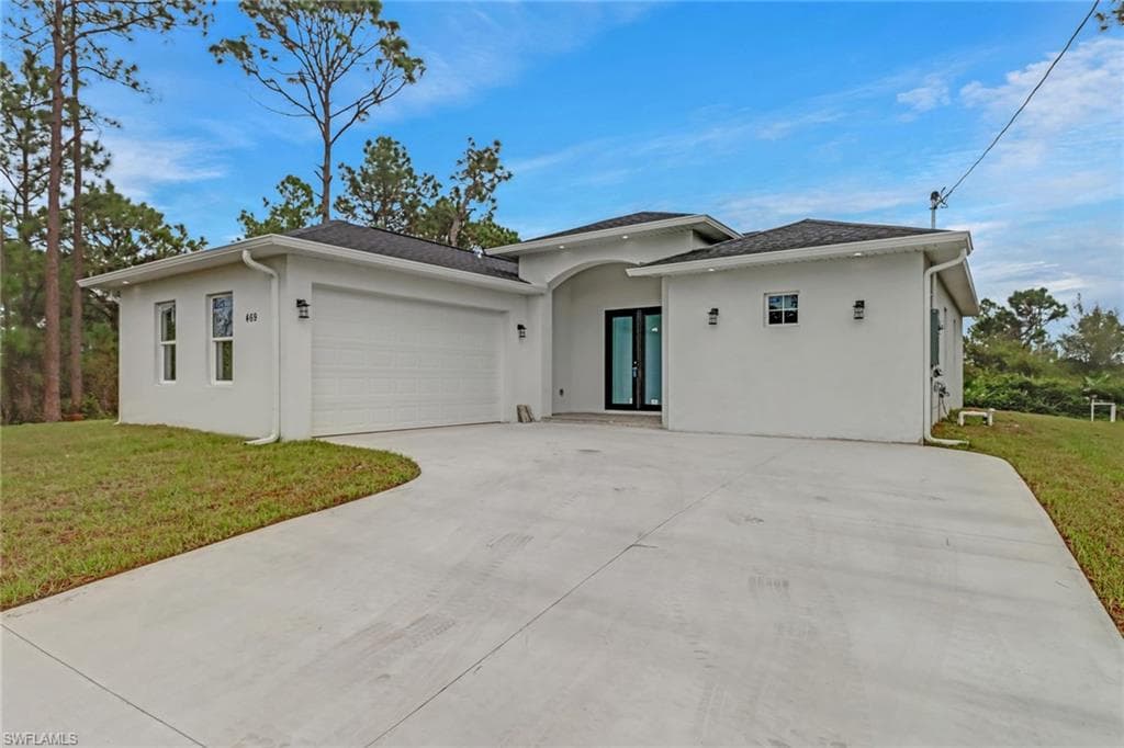 469 Linden AVE S LEHIGH ACRES, FL 33974