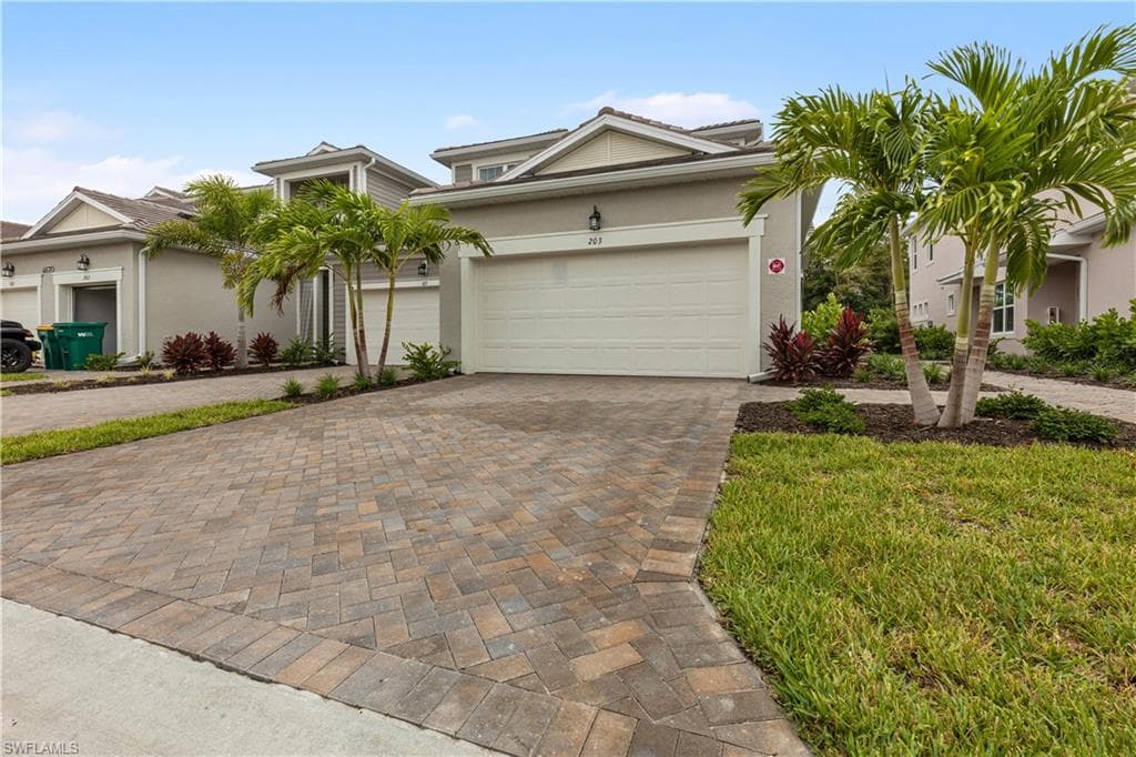 4670 Arboretum CIR Unit 203 NAPLES, FL 34112