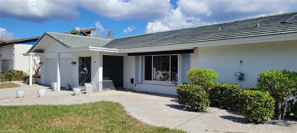 952 Kings Crown DR SANIBEL, FL 33957