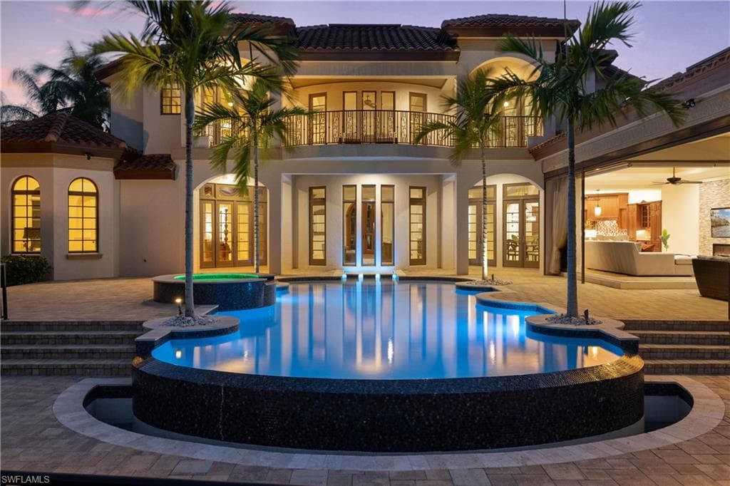 2539 Escada CT NAPLES, FL 34109