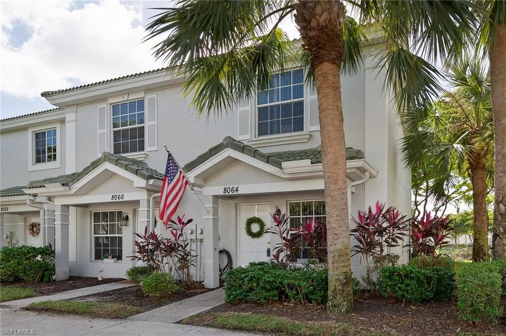 8064 Pacific Beach DR FORT MYERS, FL 33966