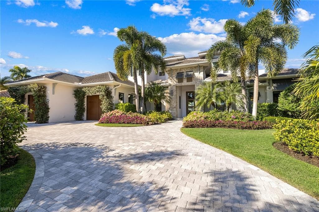 1275 Wahoo CT NAPLES, FL 34102