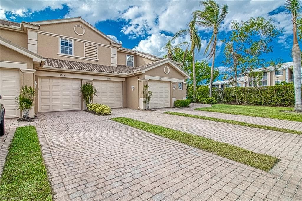 13901 Lake Mahogany BLVD 3013 FORT MYERS, FL 33907