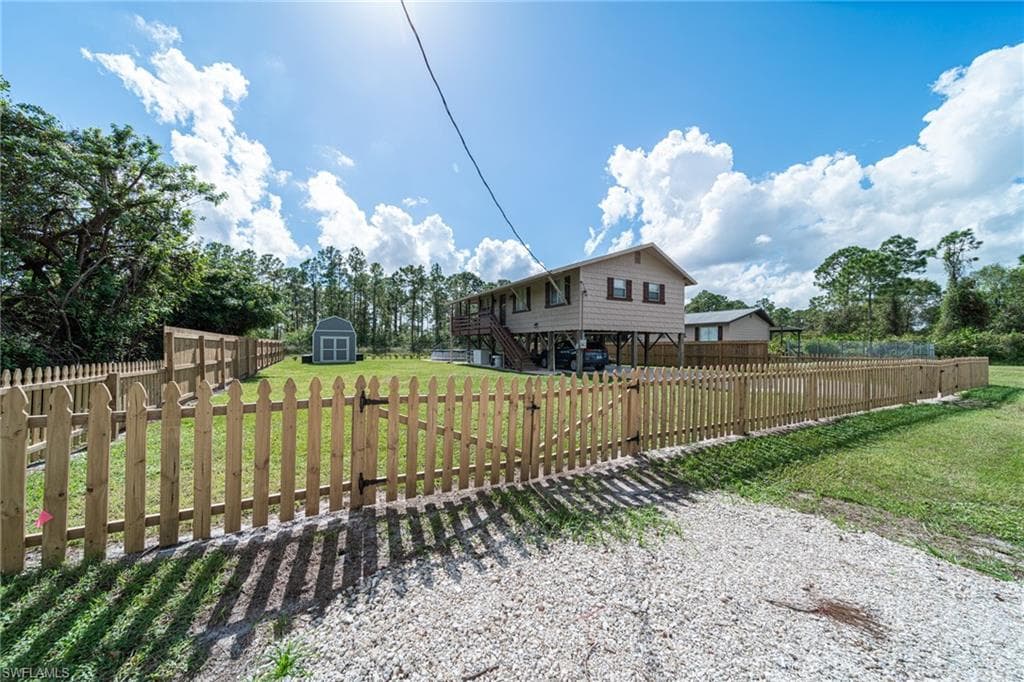 842 Calumet ST E LEHIGH ACRES, FL 33974