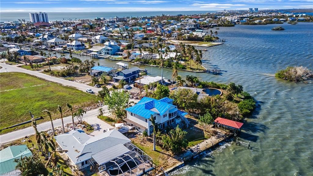 1 Bayview BLVD FORT MYERS BEACH, FL 33931