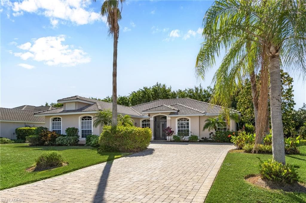 9832 Alhambra LN BONITA SPRINGS, FL 34135