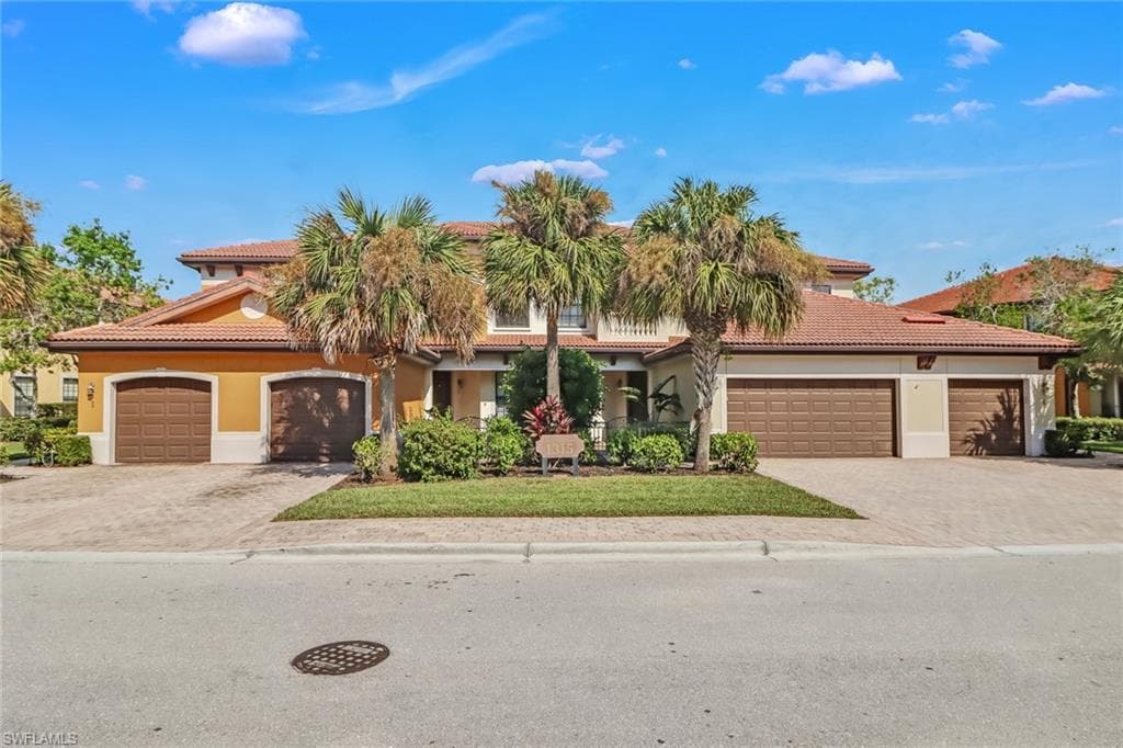 1315 Corso Palermo CT 1 NAPLES, FL 34105