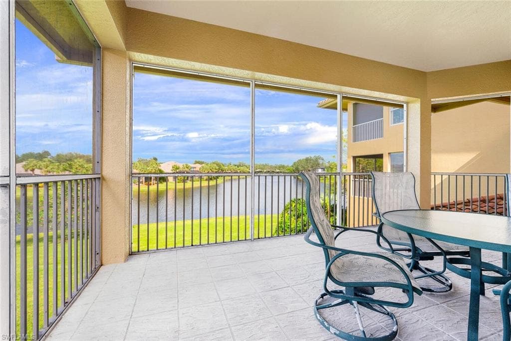 1855 Les Chateaux BLVD 5-201 NAPLES, FL 34109