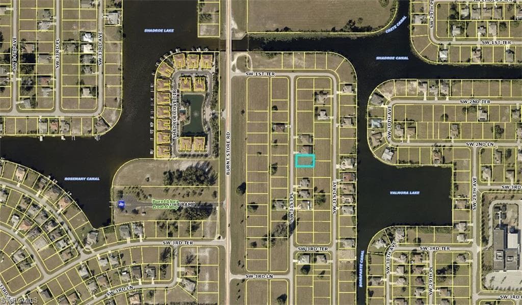 221 SW 31st PL CAPE CORAL, FL 33991