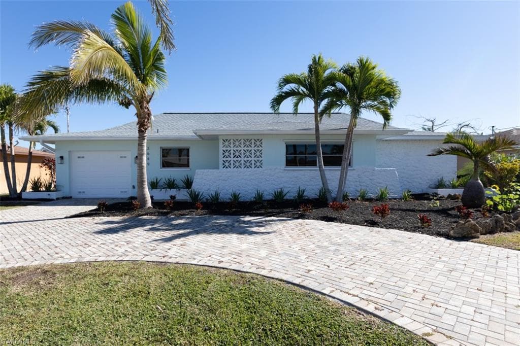 3649 SE 5th CT CAPE CORAL, FL 33904