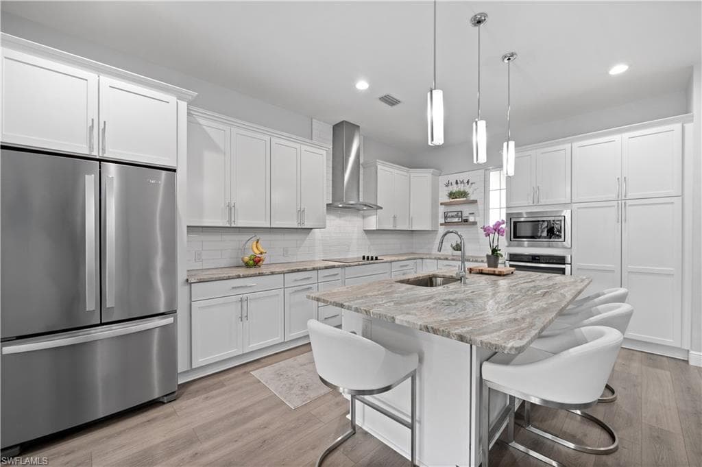 21460 Strada Nuova CIR B302 ESTERO, FL 33928