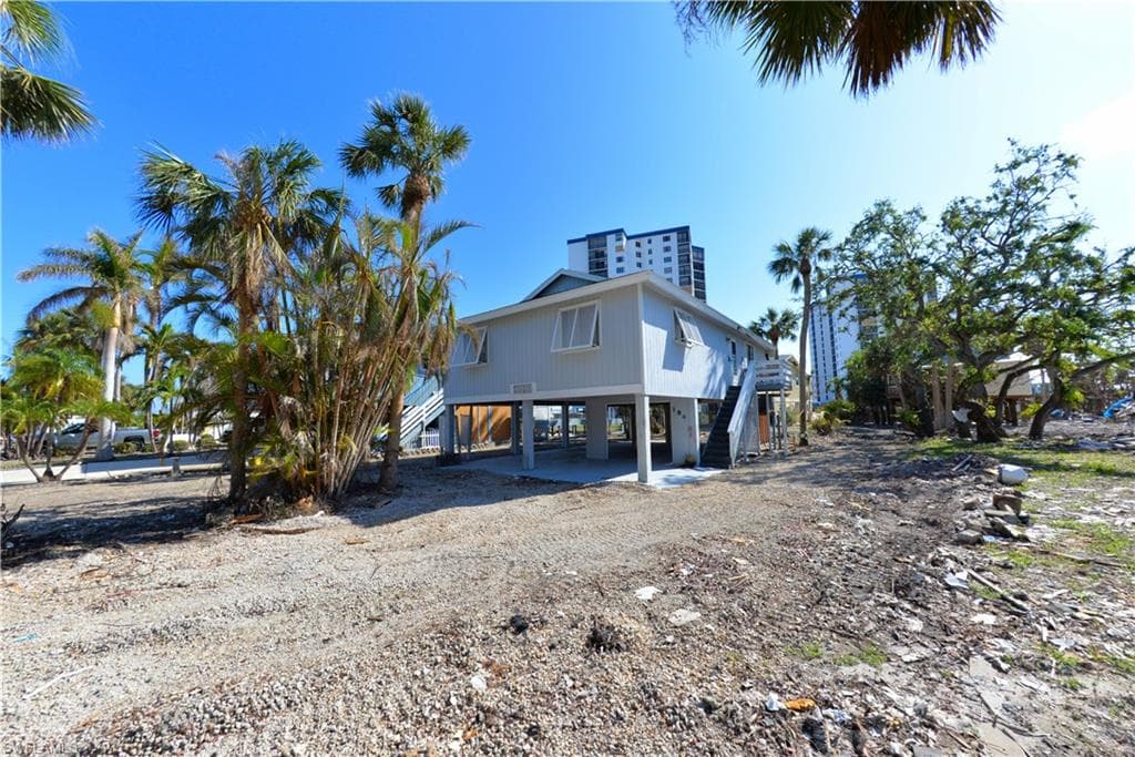 184 Bayview AVE FORT MYERS BEACH, FL 33931
