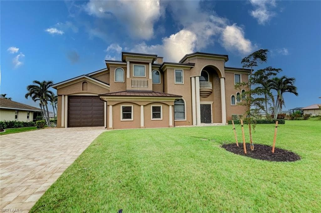 11905 Princess Grace CT CAPE CORAL, FL 33991