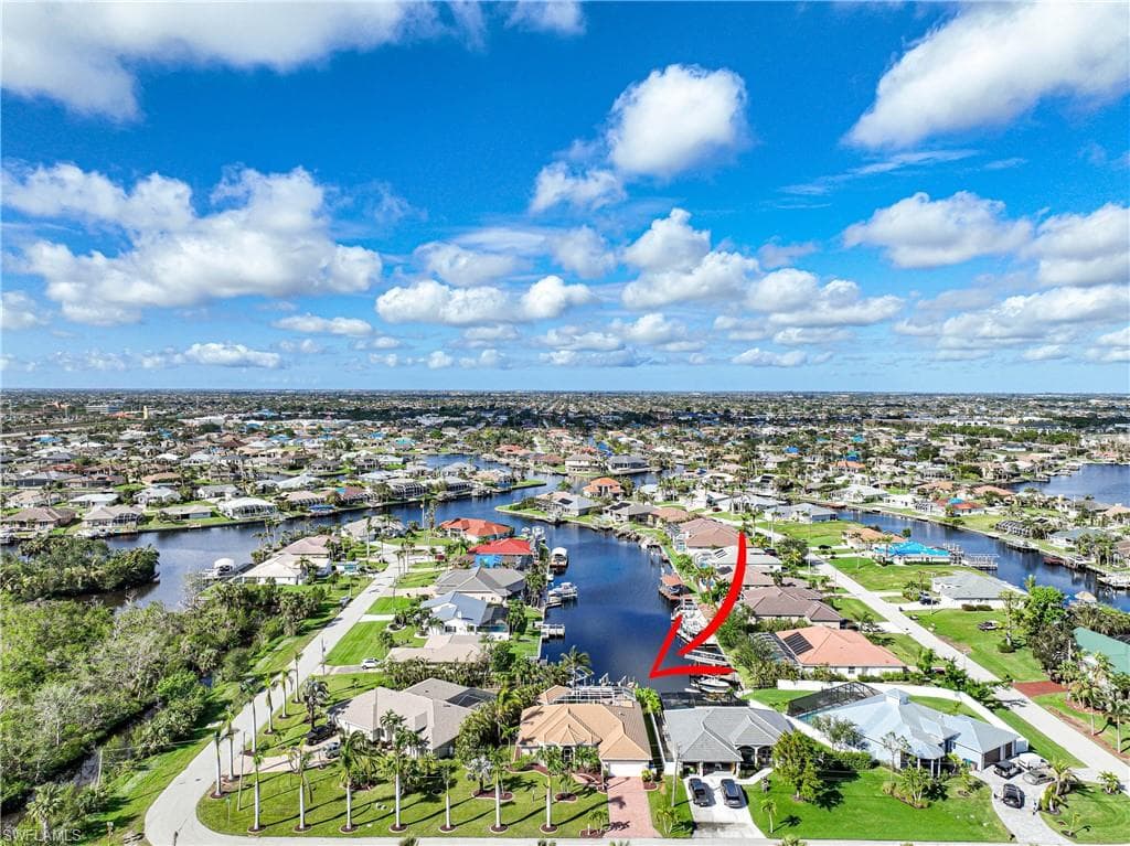 2114 SE 21st CT CAPE CORAL, FL 33990