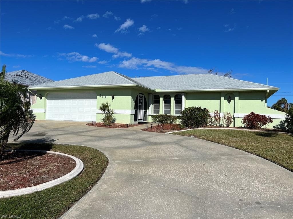 219 SE 16th TER CAPE CORAL, FL 33990