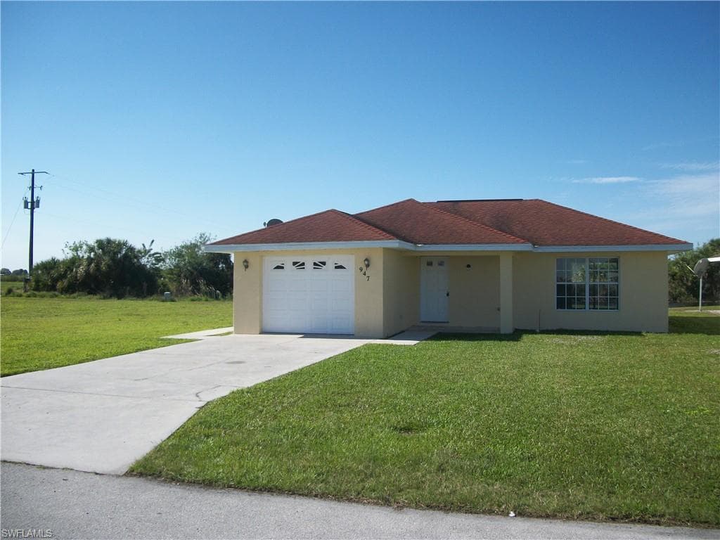 947 Gerace CT MOORE HAVEN, FL 33471
