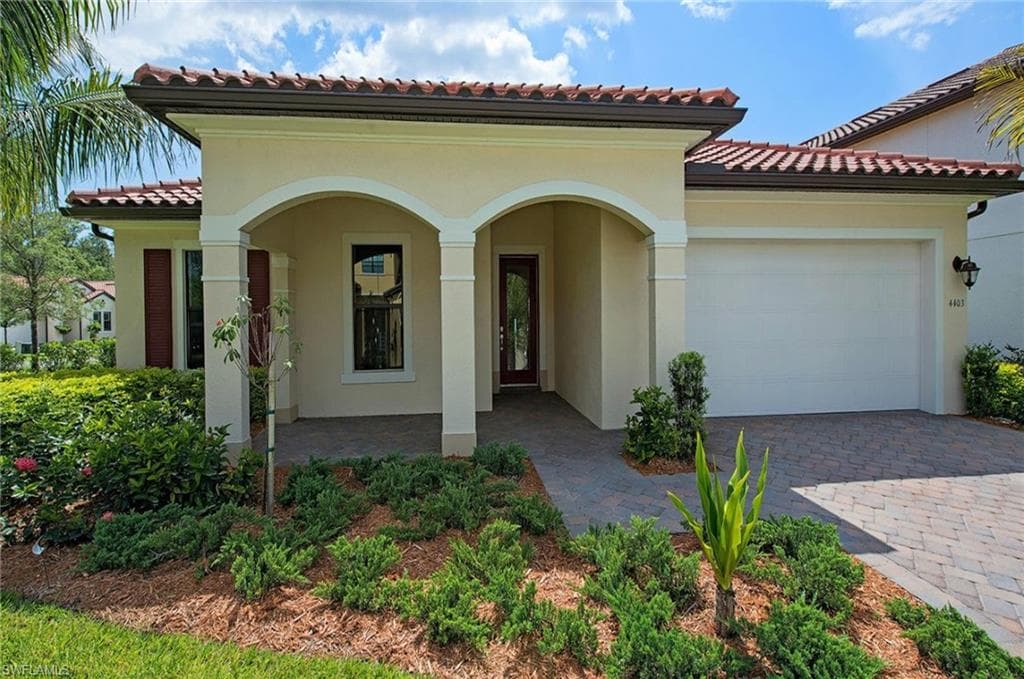 4403 TAMARIND WAY NAPLES, FL 34119