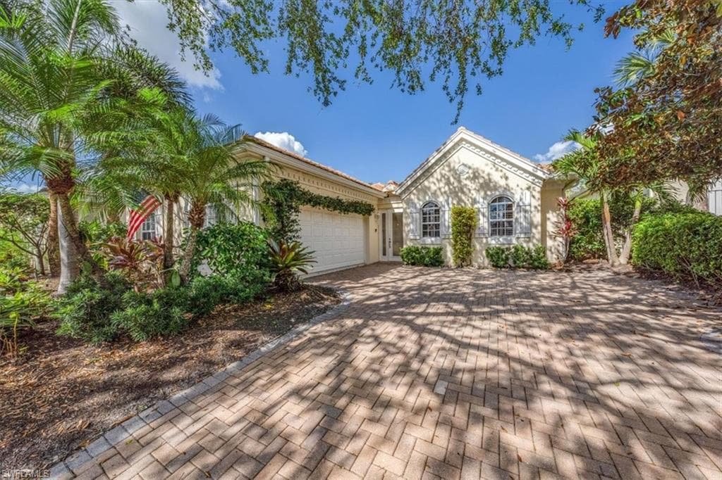 3664 Olde Cottage LN BONITA SPRINGS, FL 34134