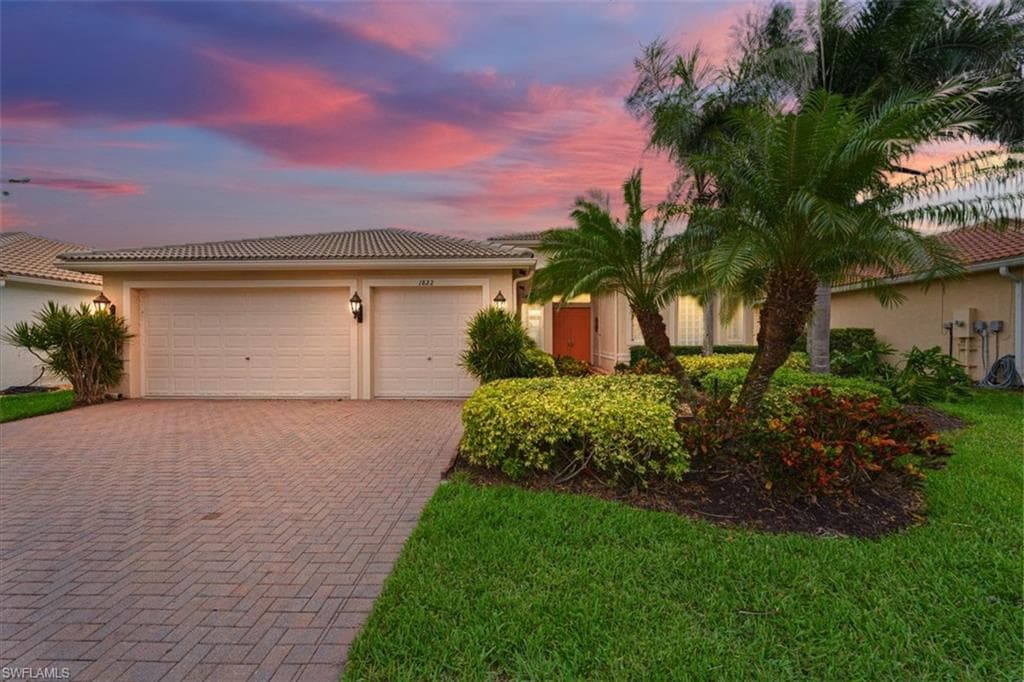 1822 Senegal Date DR NAPLES, FL 34119