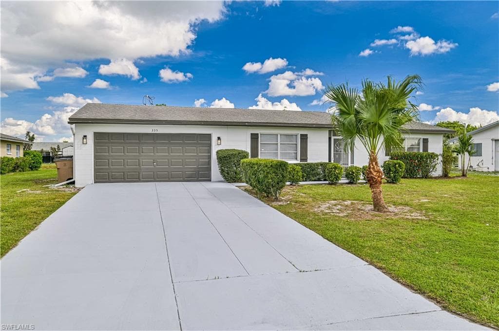 335 Hazelwood AVE S LEHIGH ACRES, FL 33936
