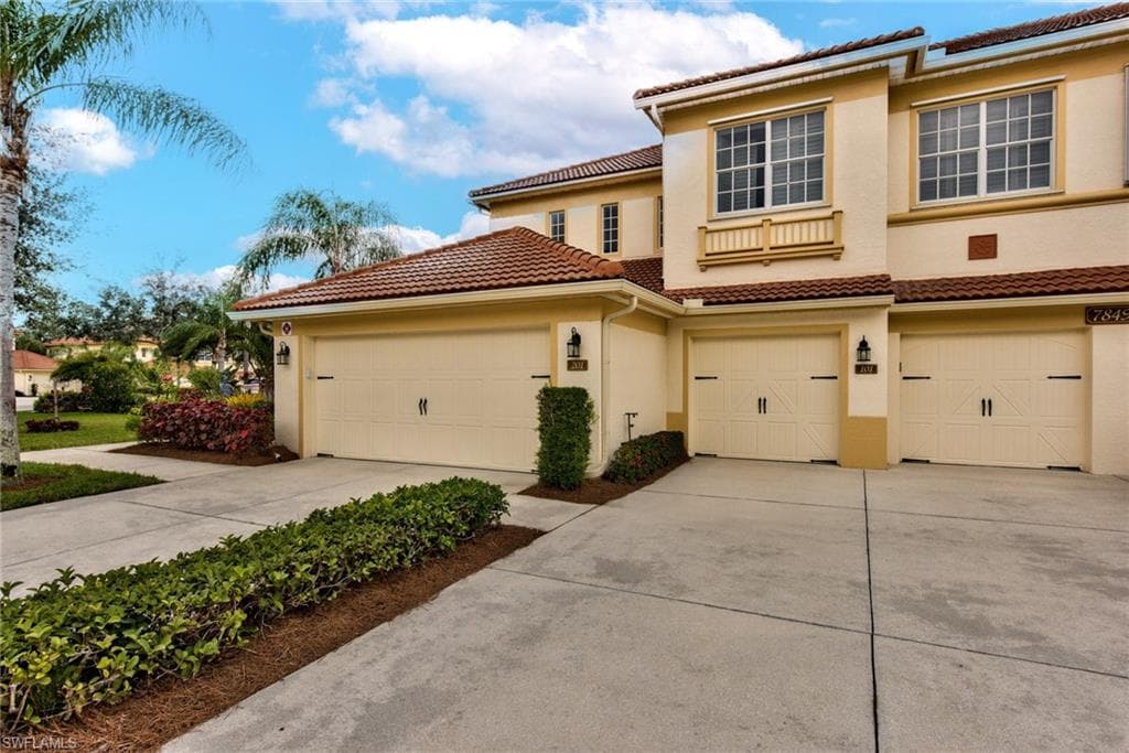 7849 Clemson ST 201 NAPLES, FL 34104