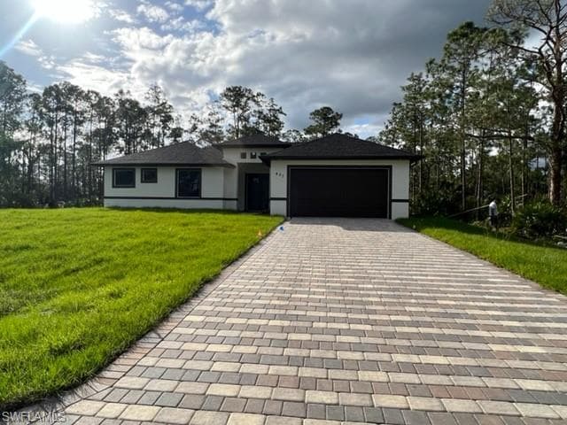 807 Columbus AVE LEHIGH ACRES, FL 33972