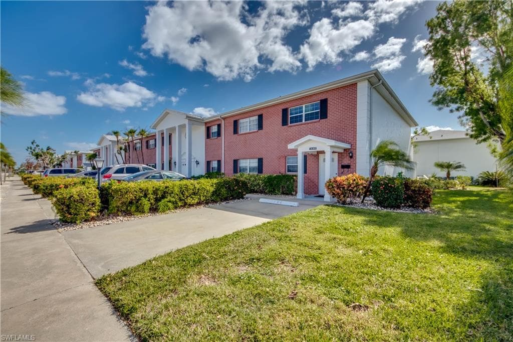 1446 Myerlee Country Club BLVD 3 FORT MYERS, FL 33919