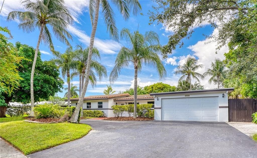 2220 41 ST LIGHTHOUSE POINT, FL 33064
