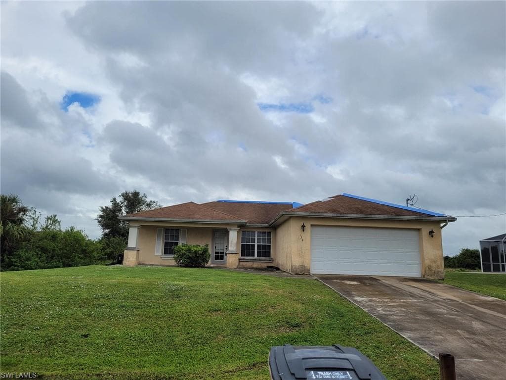 352 Peerless ST LEHIGH ACRES, FL 33974