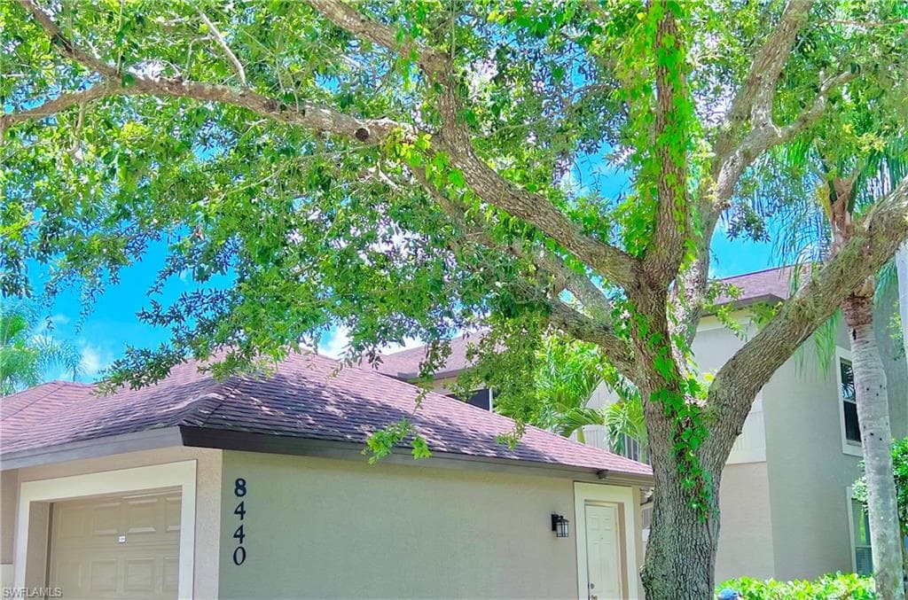 8440 Naples Heritage DR 1316 NAPLES, FL 34112